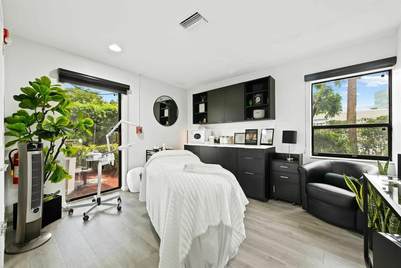875 Meadows Road # 314/315, Boca Raton, FL 33486