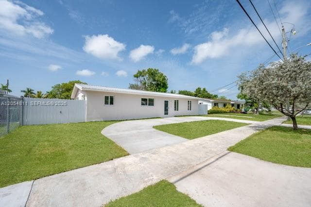 10040 SW 215th St, Cutler Bay, FL 33189 photo 4