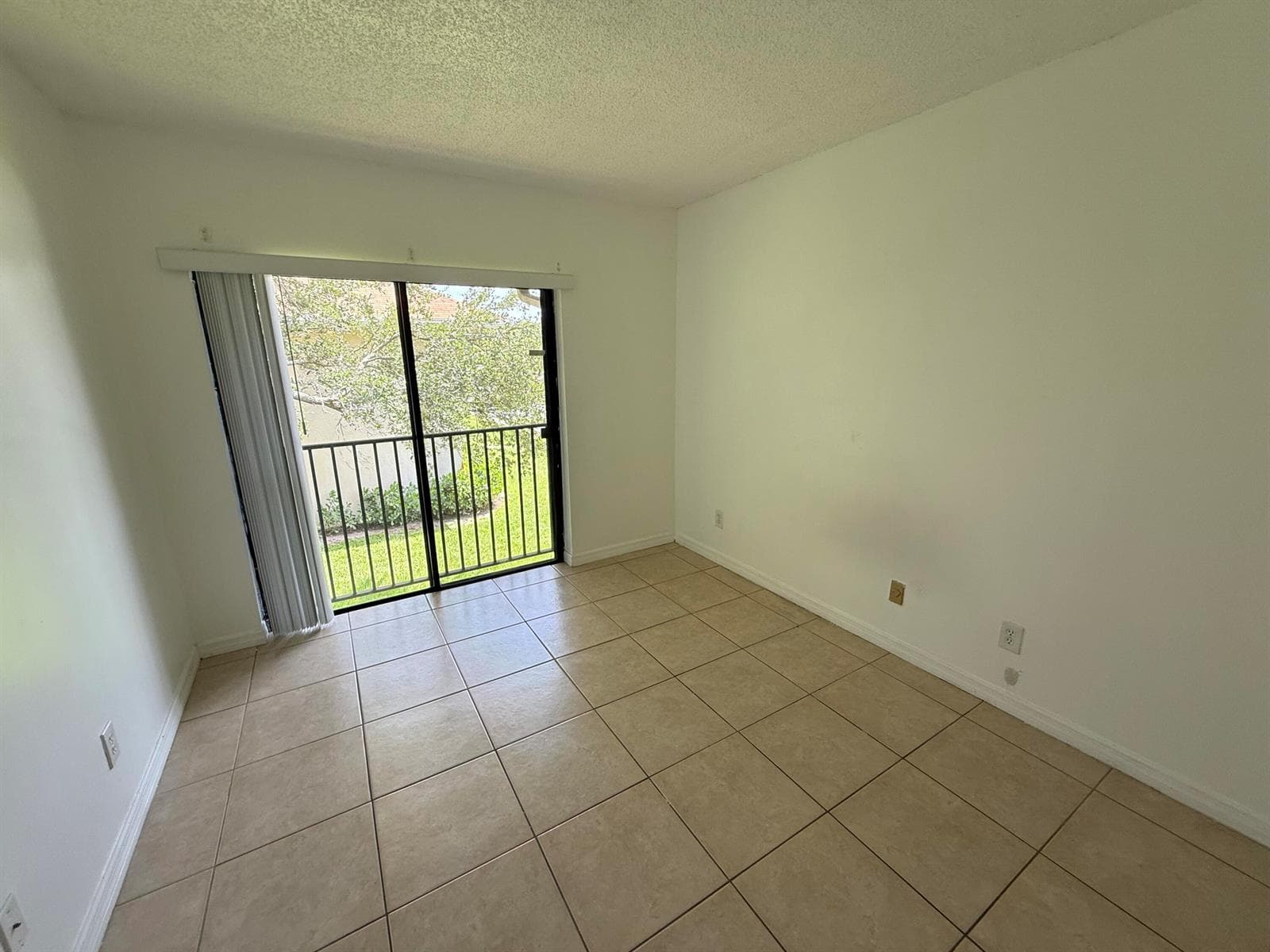 5981 WASHINGTON Street # 207, Hollywood, FL 33023 photo 2