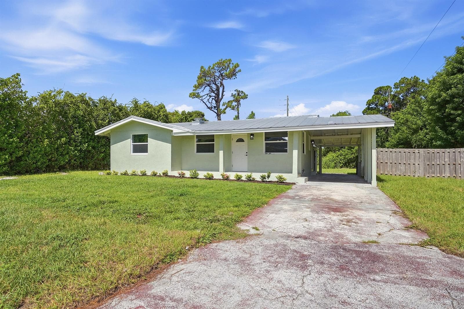 5926 SE INEZ Avenue, Stuart, FL 34997 photo 5