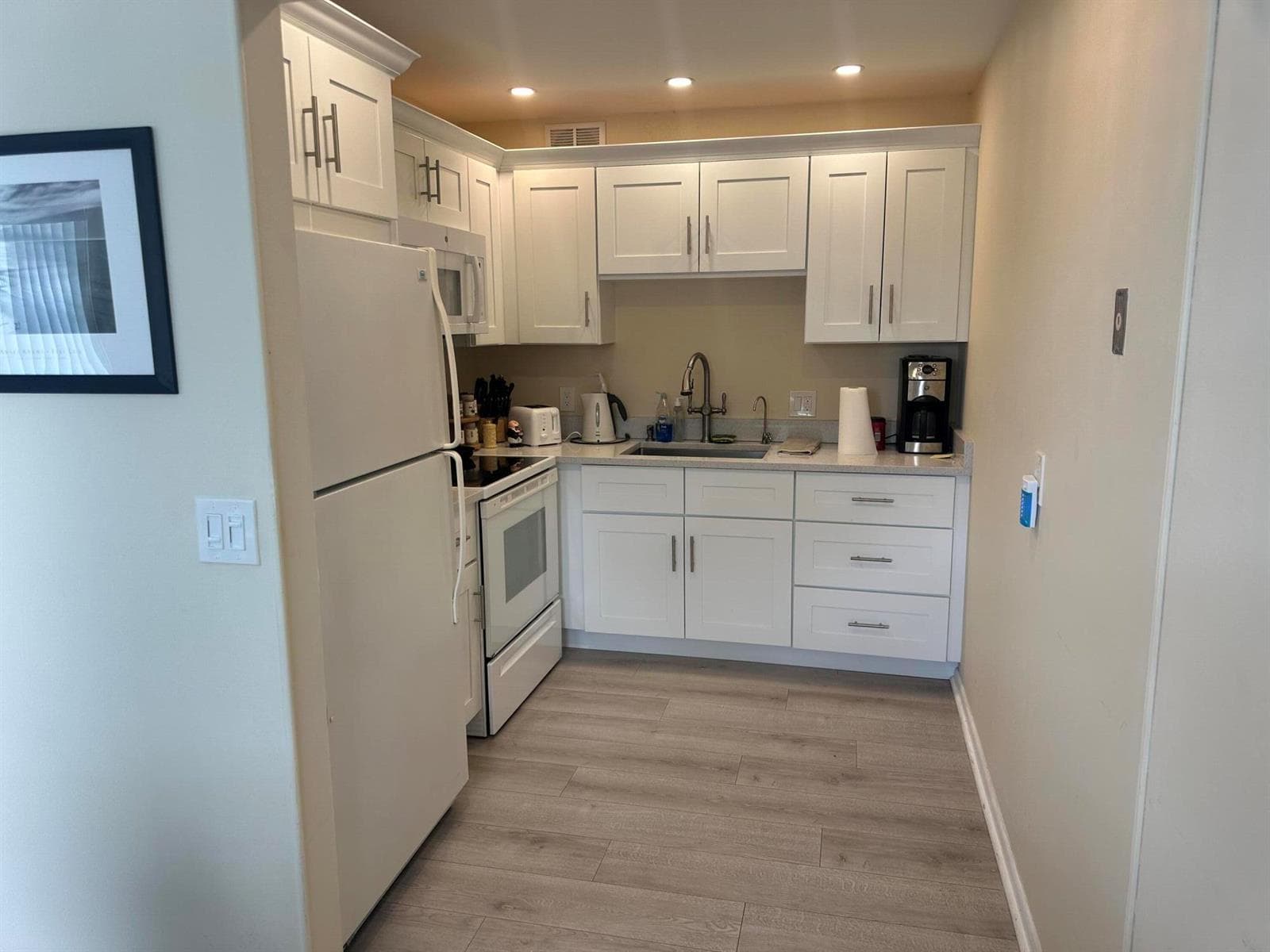 154 WINDSOR G, West Palm Beach, FL 33417