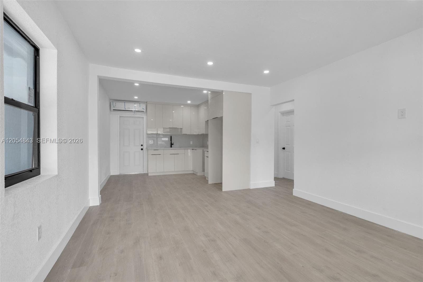 2121 NW 86th Ter, Miami, FL 33147 photo 2