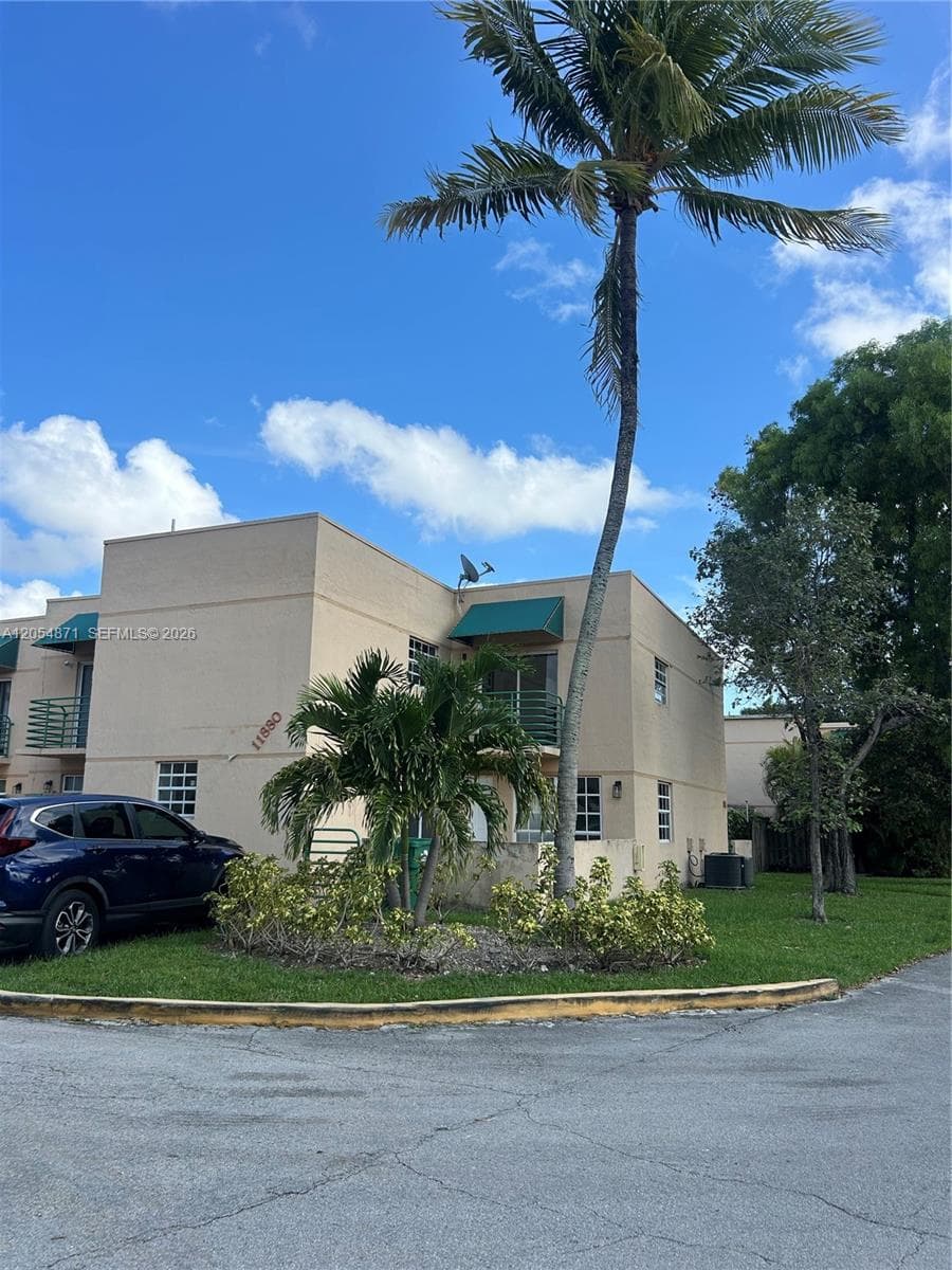 11880 SW 19th Ter # 113, Miami, FL 33175 photo 4