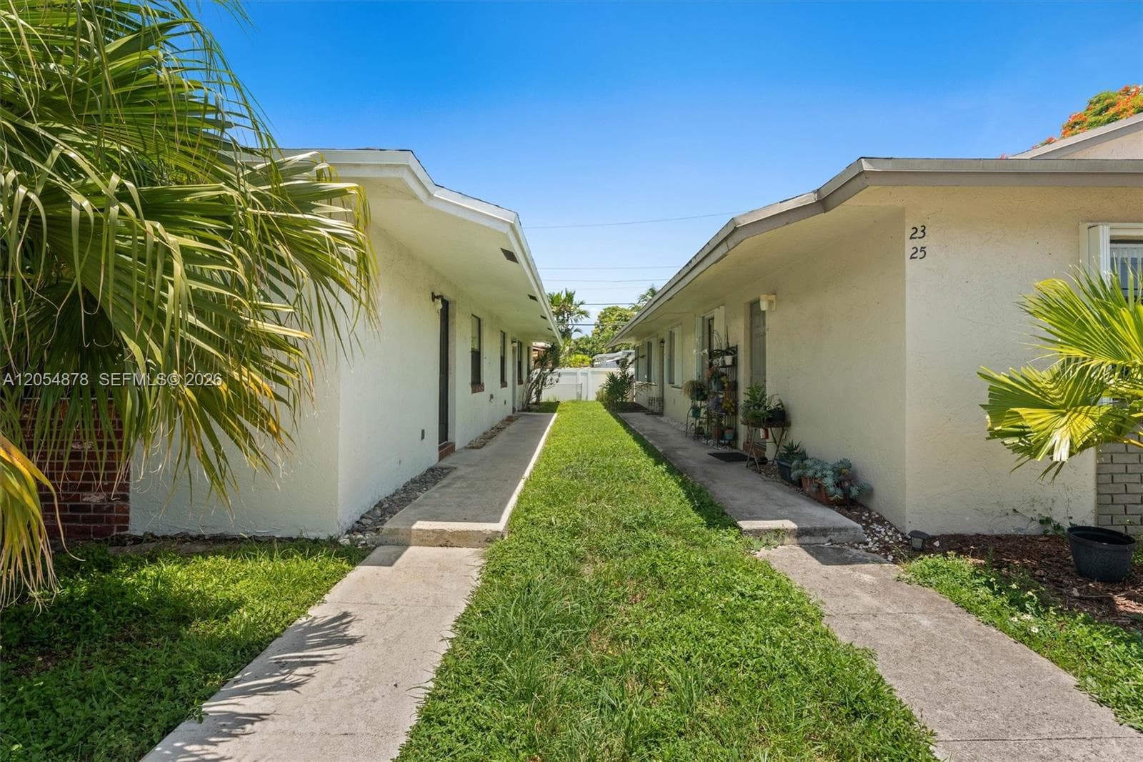 19 SE 4th Ter, Dania Beach, FL 33004 photo 2
