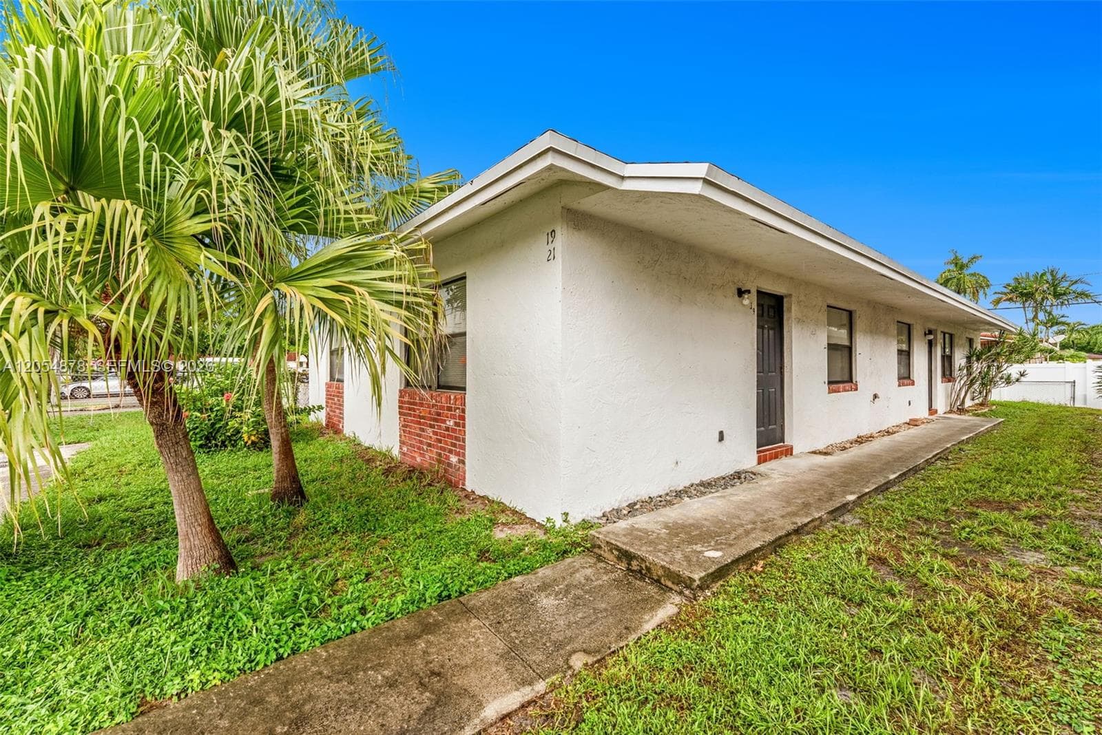 19 SE 4th Ter, Dania Beach, FL 33004 photo 4