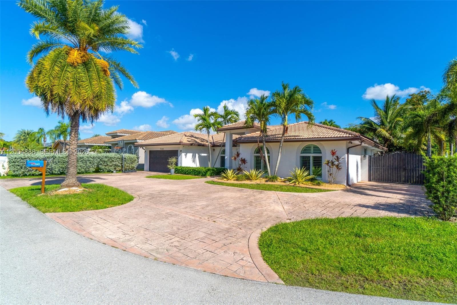 15260 SW 143rd St, Miami, FL 33196 photo 2
