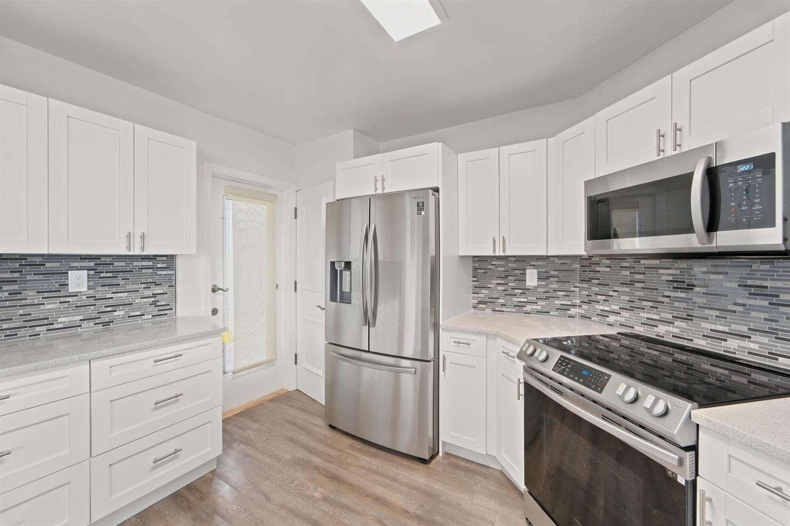 4 GREENWAY Village N # 203, Royal Palm Beach, FL 33411 photo 2