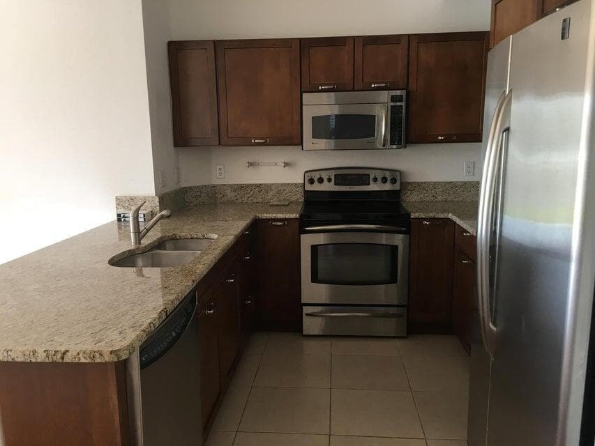 63 SE Palermo Court # 101, Stuart, FL 34994 photo 2