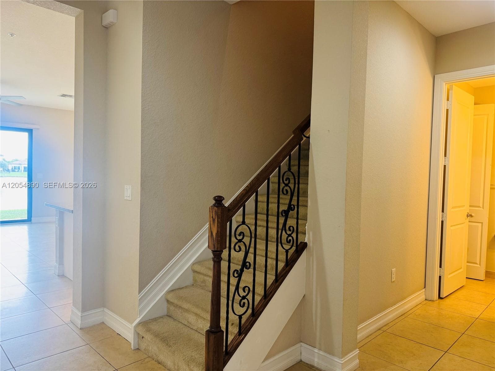 1409 SW 113th Ave, Pembroke Pines, FL 33025 photo 3