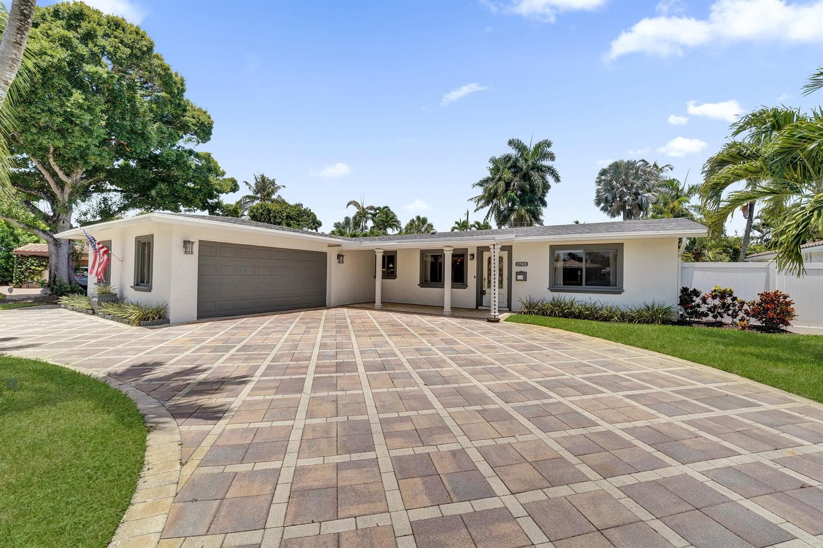 1745 NE 36TH Street, Oakland Park, FL 33334 photo 2