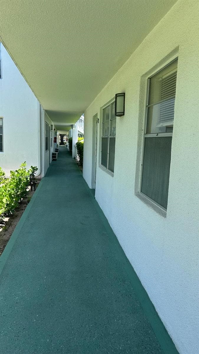 291 Farnham M, Deerfield Beach, FL 33442 photo 2