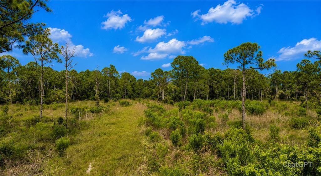 2320 82ND Avenue SW, Vero Beach, FL 32968
