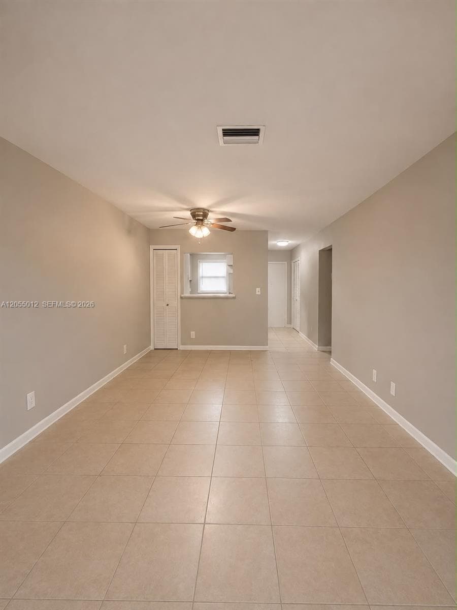 3930 Crystal Lake Dr # 208, Deerfield Beach, FL 33064 photo 2
