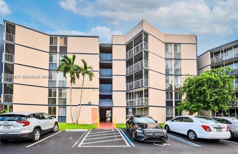 7165 NW 186th St # A301, Hialeah, FL 33015 photo 3
