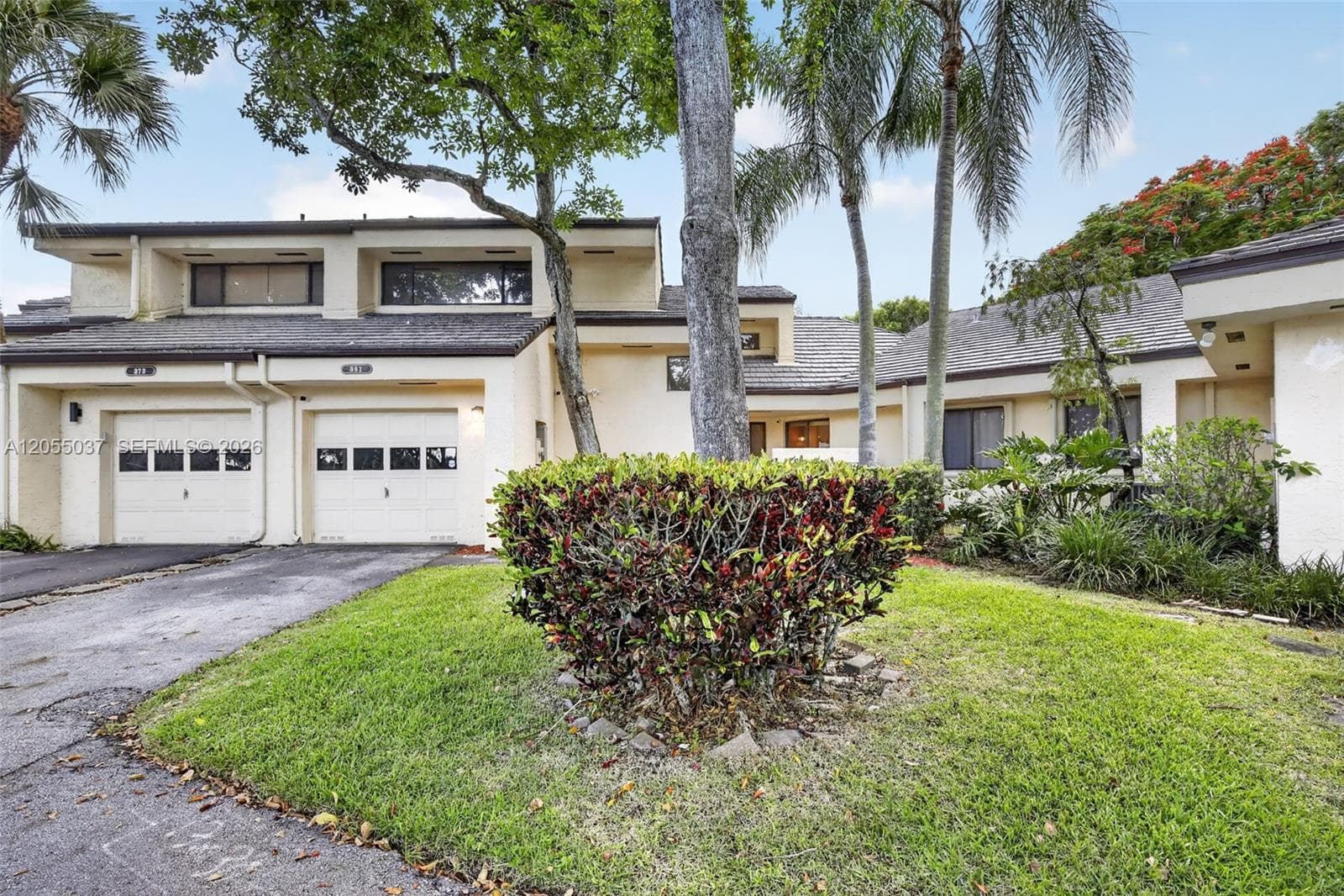 381 NW 94th Ter, Plantation, FL 33324 photo 4