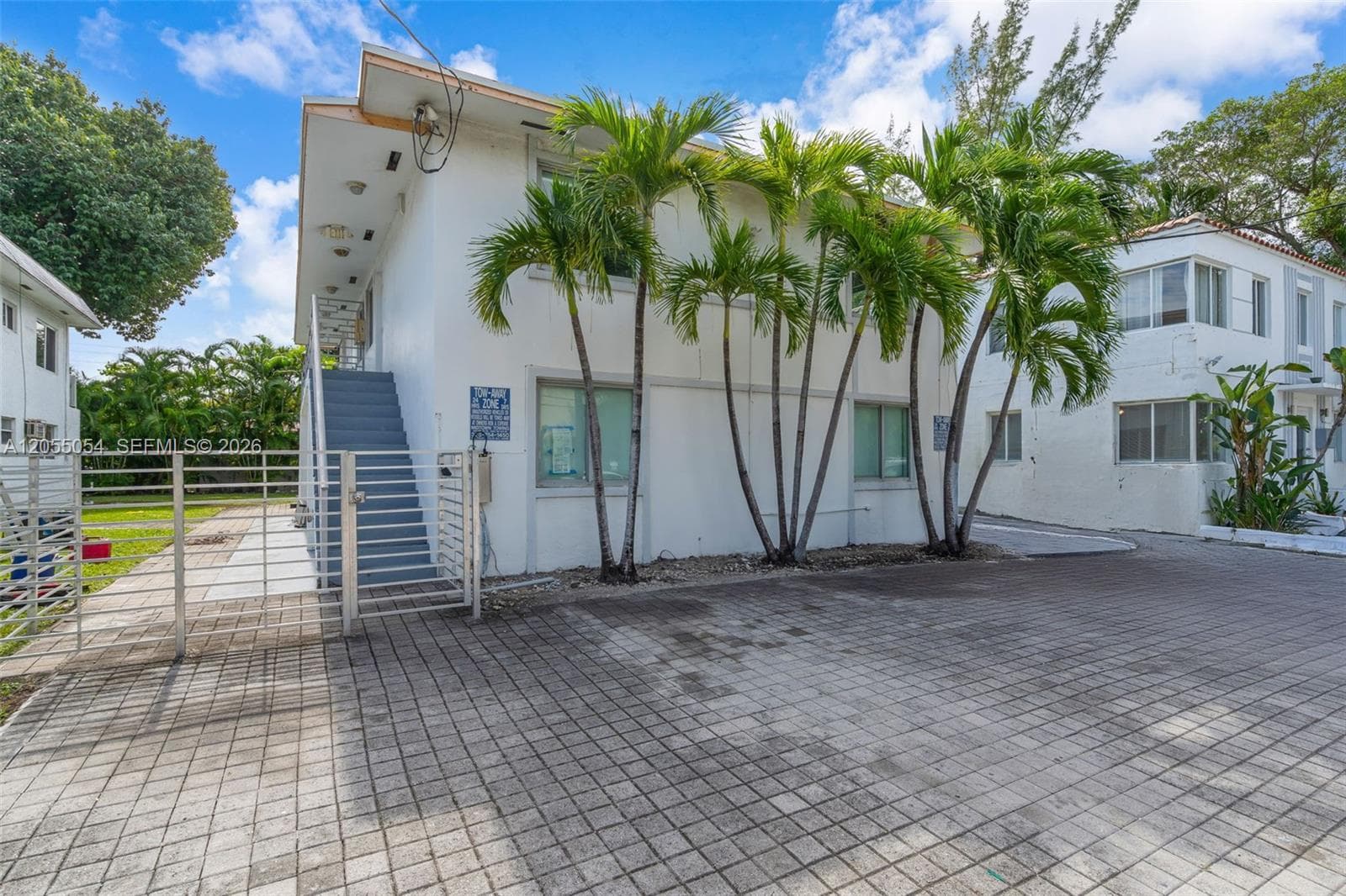 560 NE 63rd St, Miami, FL 33138