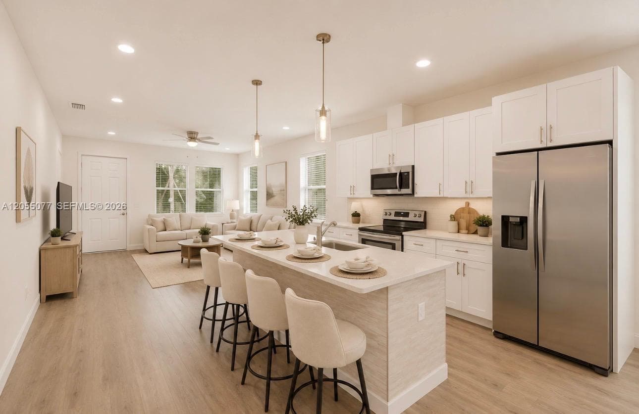 3706 WIGGINS LEAF ST, Tampa, FL 33619 photo 4