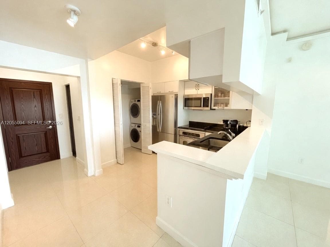 31 SE 5th St # 3712, Miami, FL 33131 photo 4