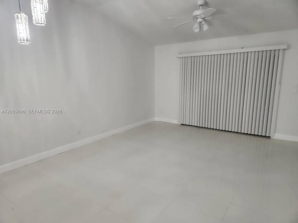 11643 NW 11th St, Pembroke Pines, FL 33026 photo 2