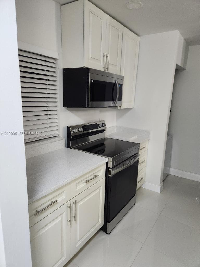 11643 NW 11th St, Pembroke Pines, FL 33026 photo 5