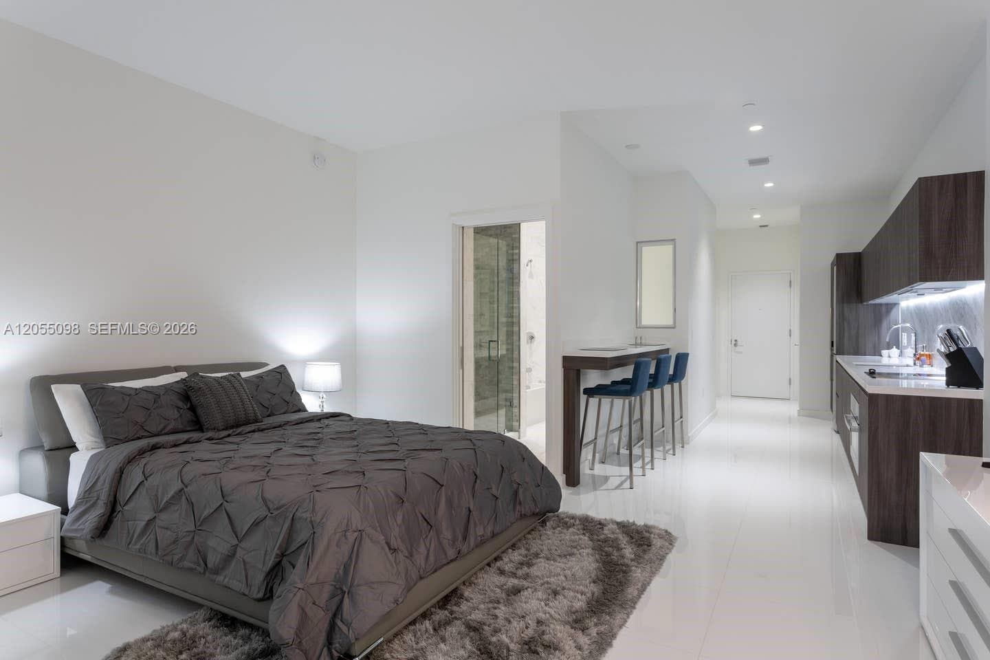 851 NE 1st Ave # 503, Miami, FL 33132 photo 5
