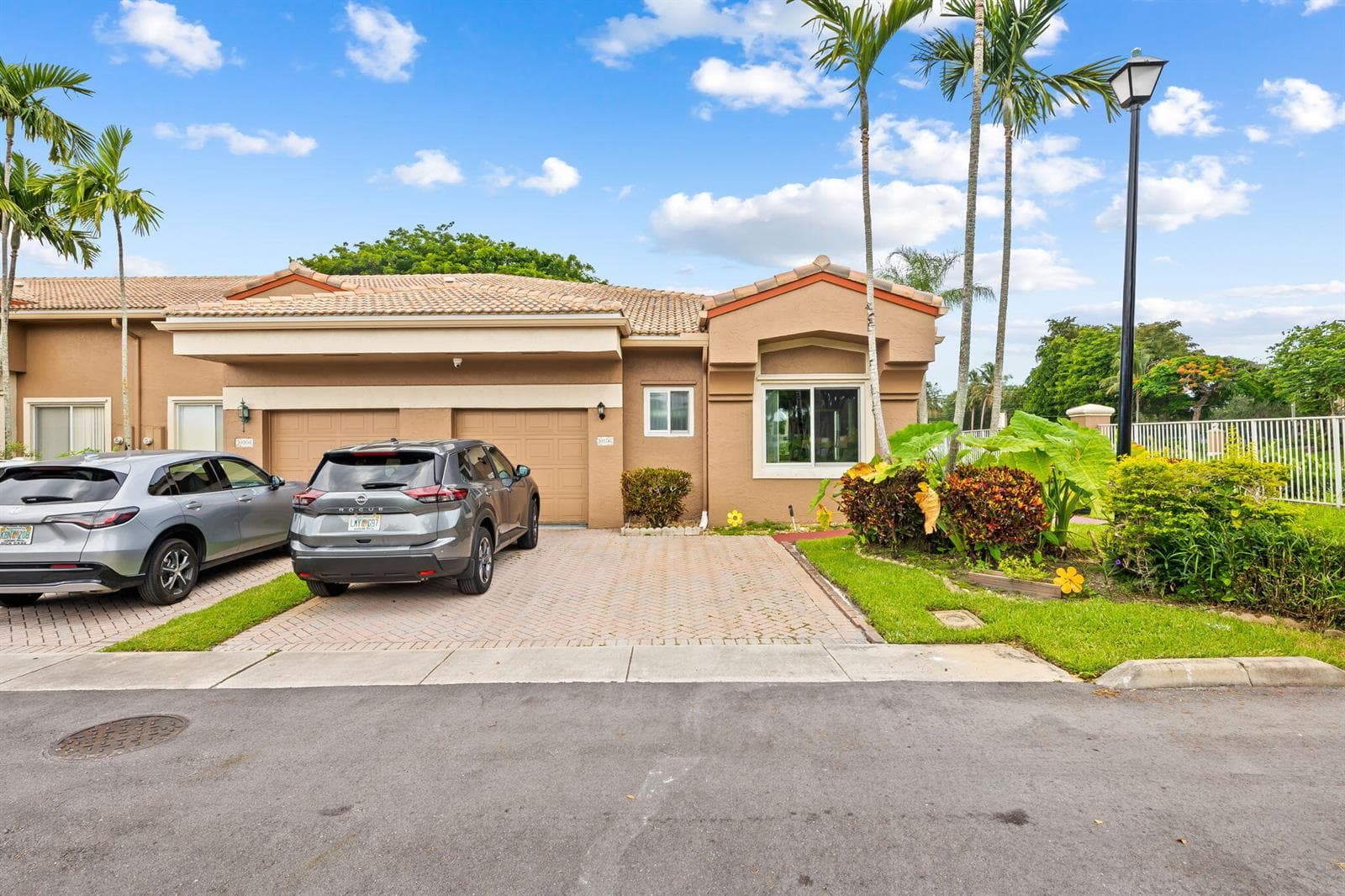 10156 Lombardy Drive, Tamarac, FL 33321 photo 2