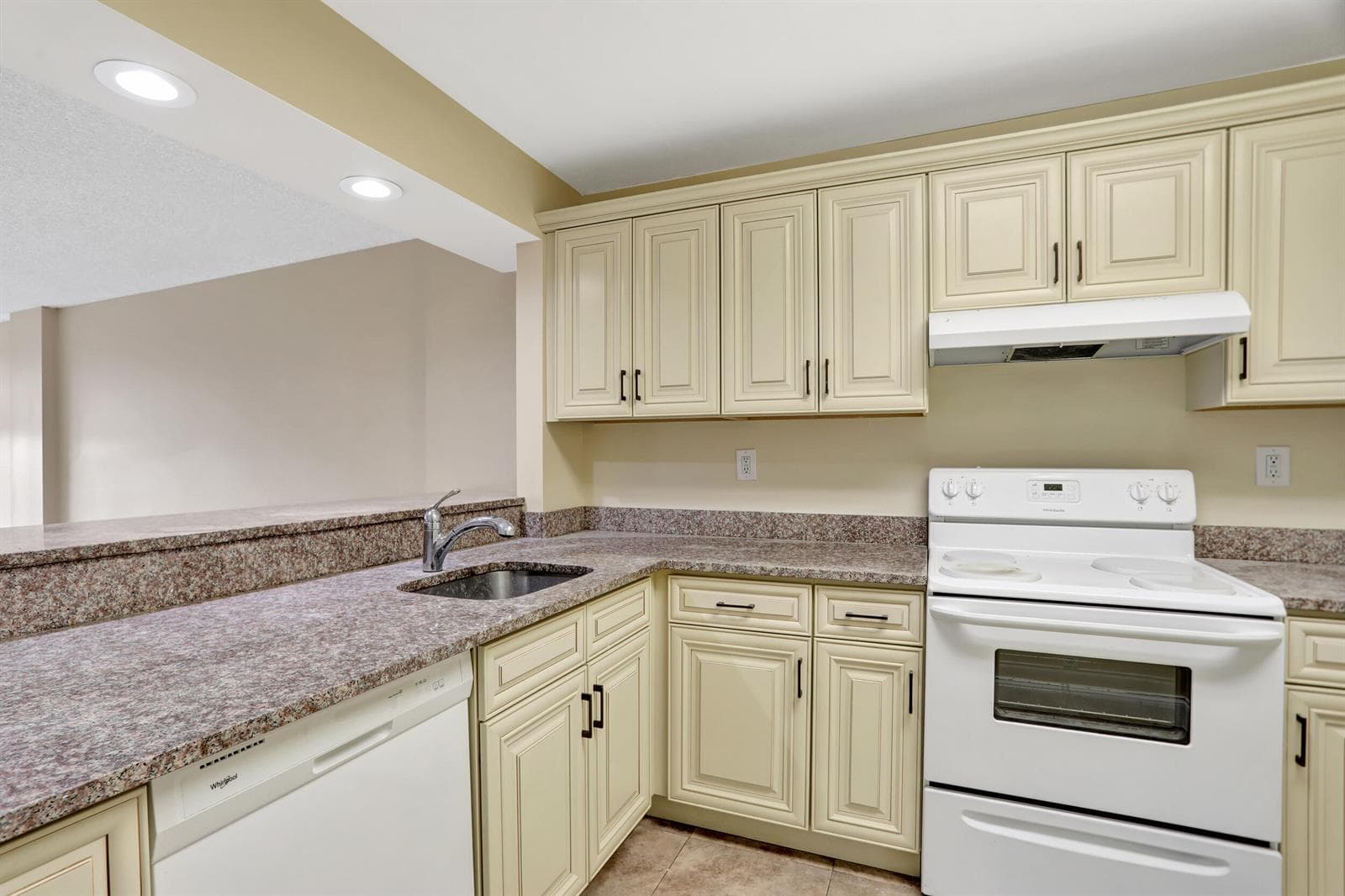 3 Royal Palm Way # Unit 403, Boca Raton, FL 33432 photo 5