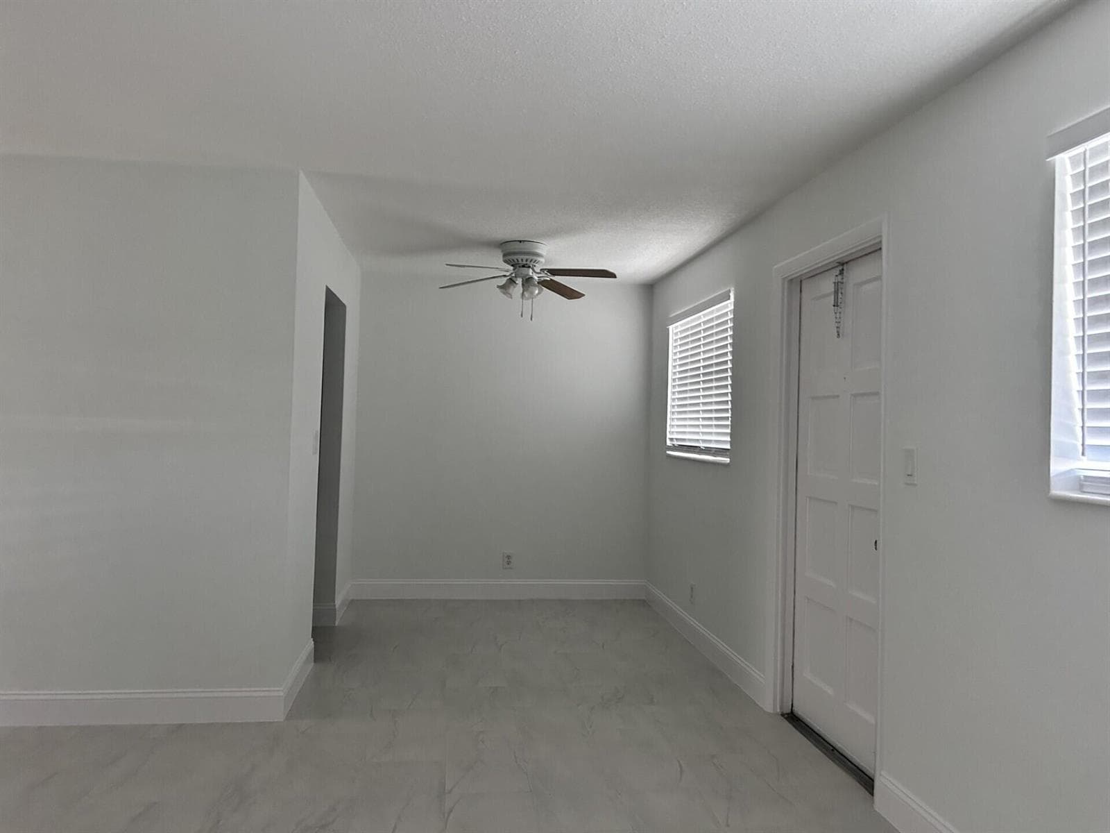 402 Lake Shore Drive # 103, Lake Park, FL 33403 photo 2