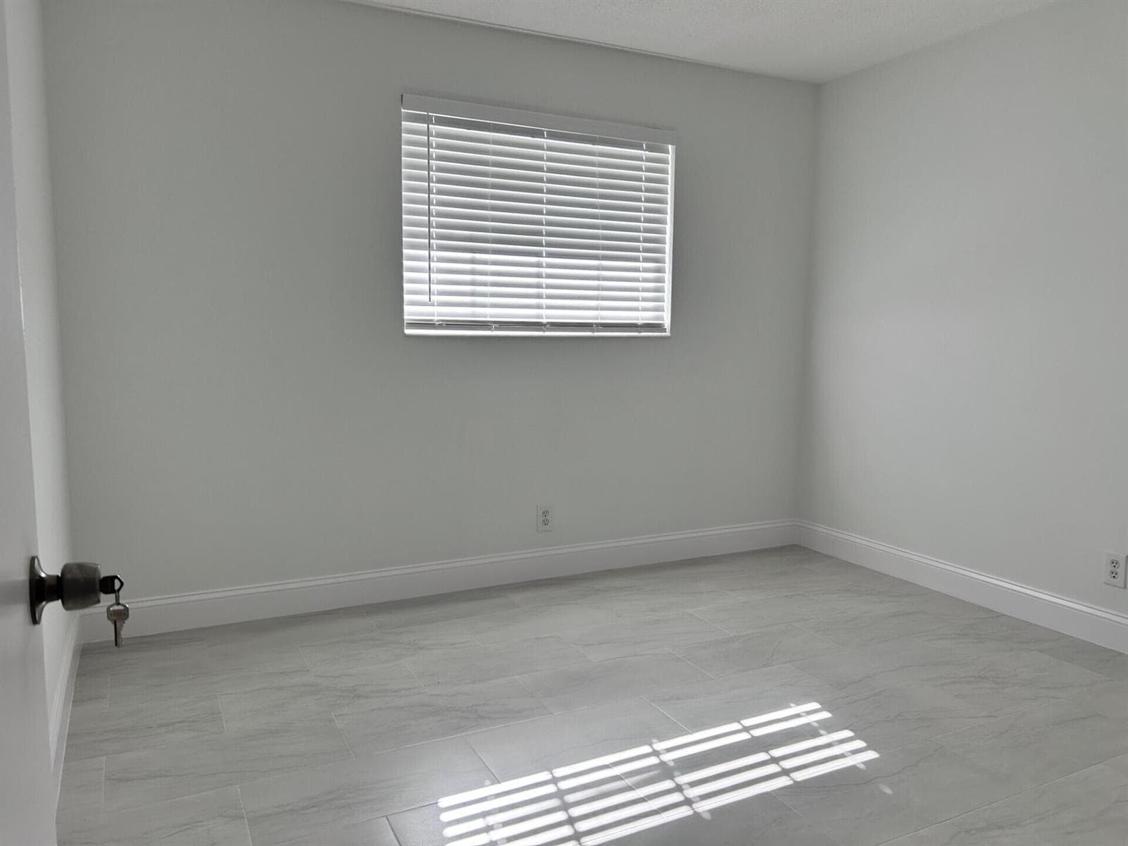 402 Lake Shore Drive # 103, Lake Park, FL 33403 photo 3