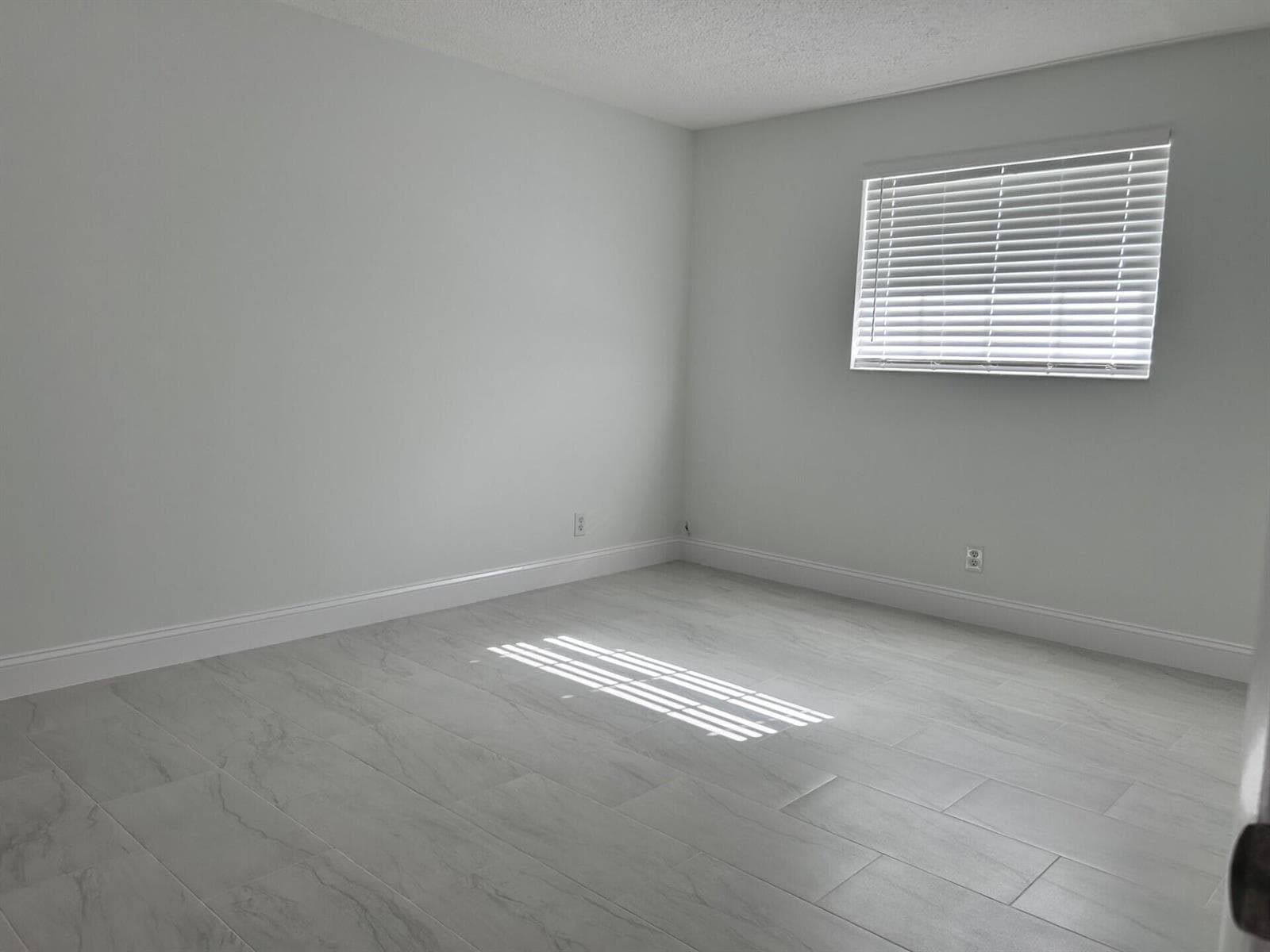 402 Lake Shore Drive # 103, Lake Park, FL 33403 photo 5