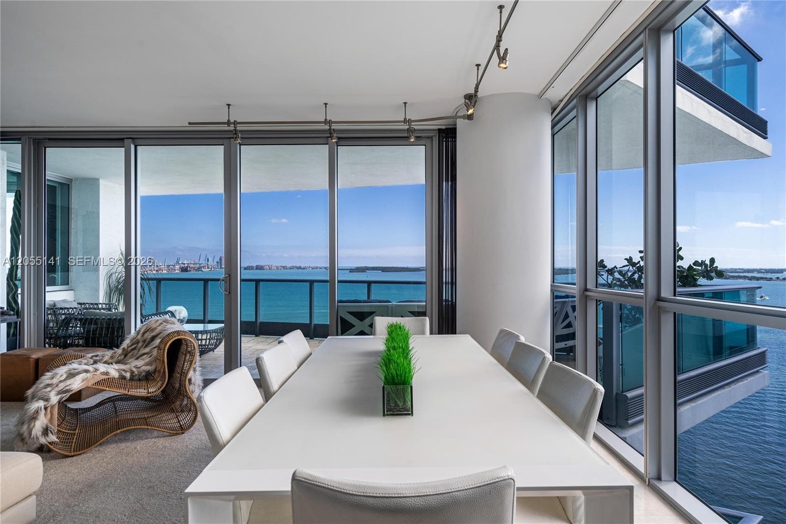 1331 Brickell Bay Dr # 1611, Miami, FL 33131 photo 4