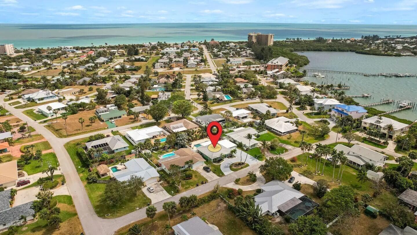 608 Malabar Avenue, Fort Pierce, FL 34949 photo 3