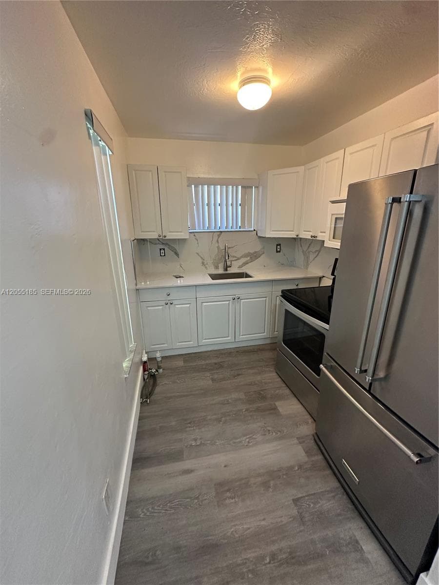 1670 Harding St, Hollywood, FL 33020 photo 2