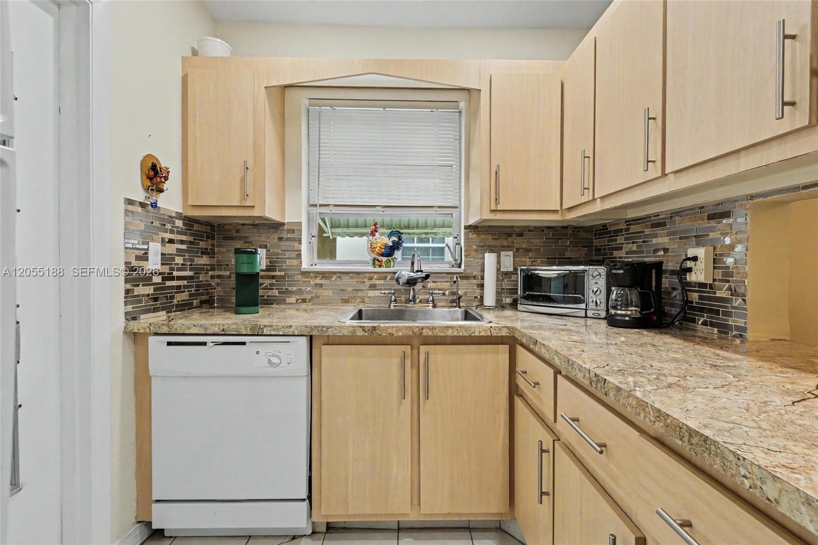 1401 N 12th Ct # 3B, Hollywood, FL 33019 photo 2