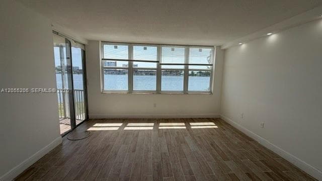 1660 NE 191st St # 110-1, Miami, FL 33179 photo 3