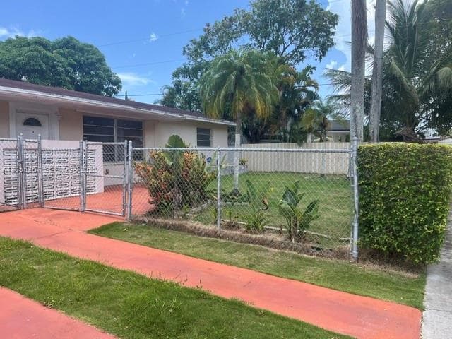 17861 SW 112th Pl, Miami, FL 33157 photo 2