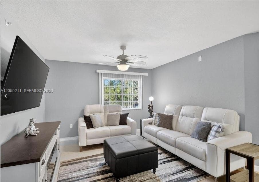 6769 Heritage Grande # 201, Boynton Beach, FL 33437 photo 2