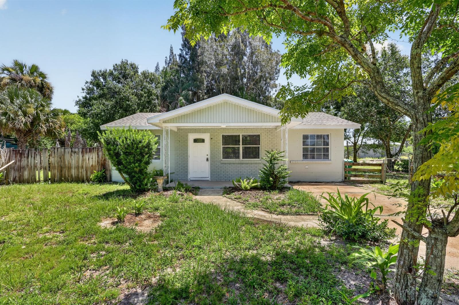 1920 N 48th Street, Fort Pierce, FL 34947 photo 2