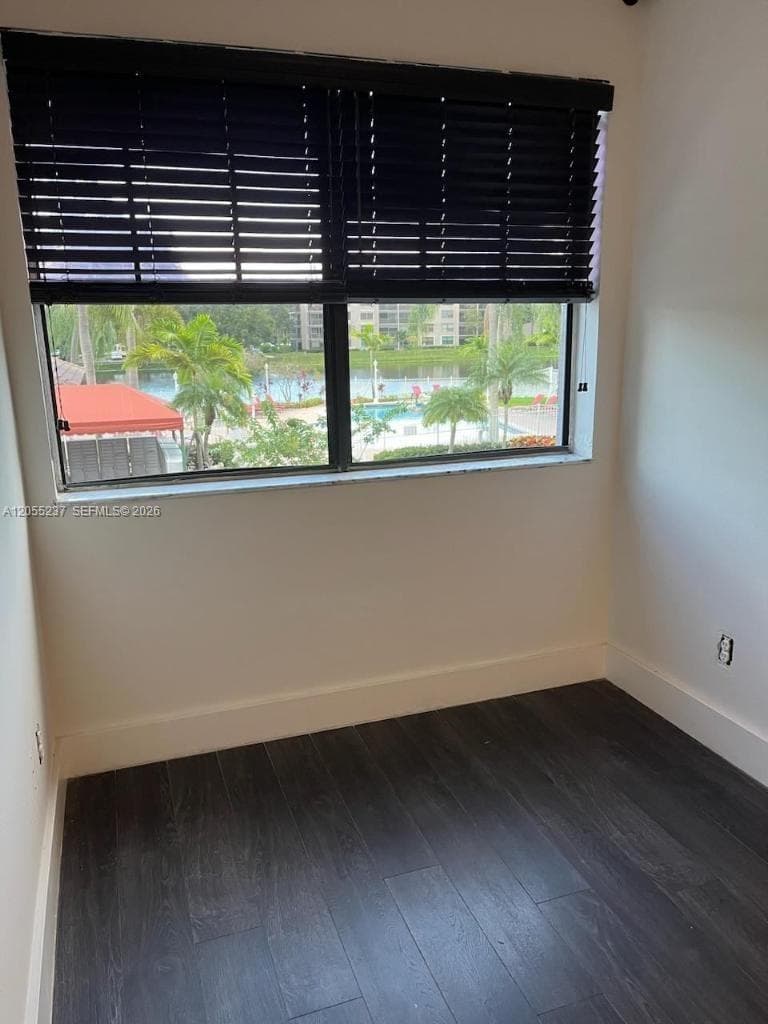 11622 NW 11th St, Pembroke Pines, FL 33026 photo 2