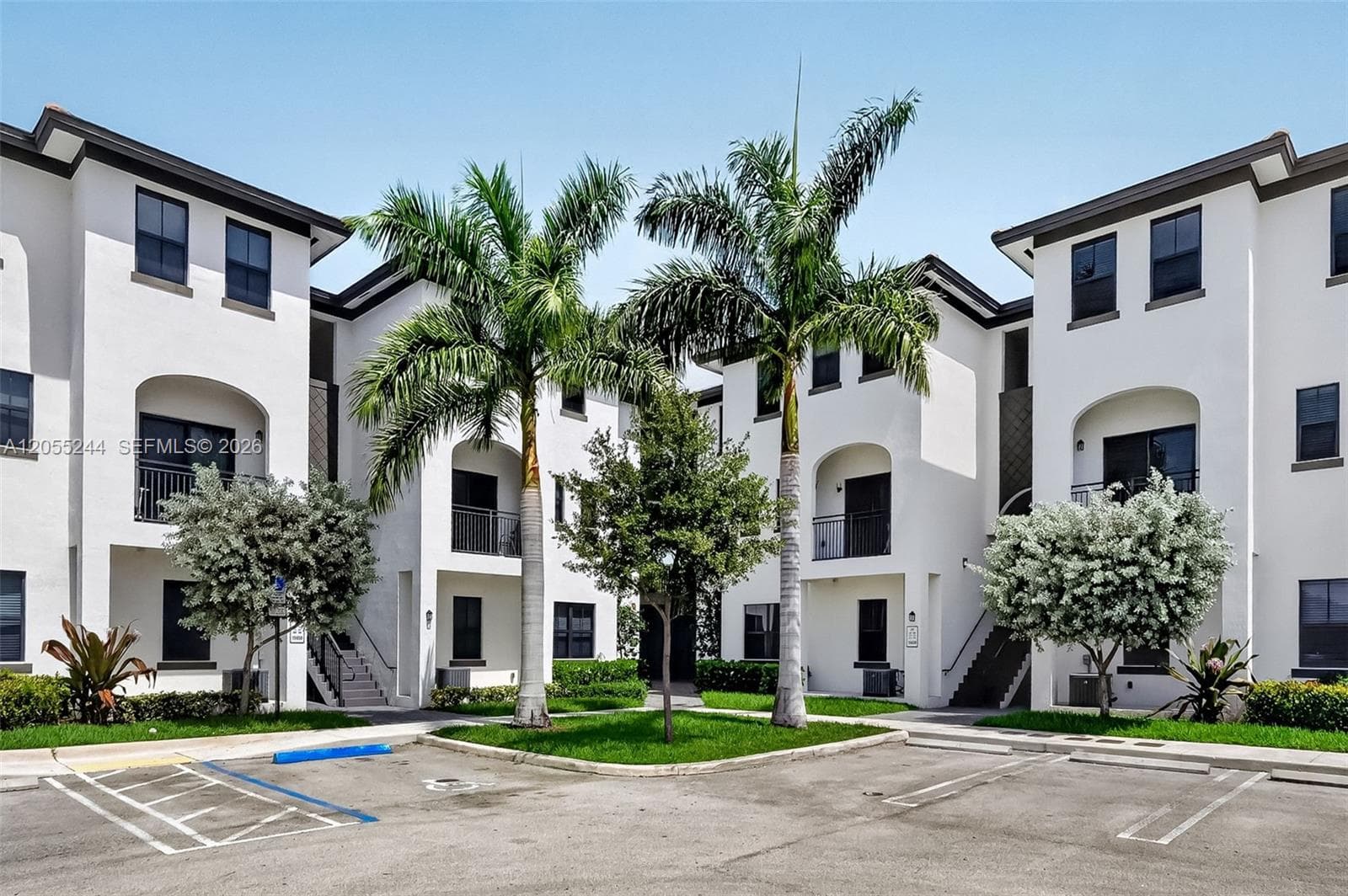 15650 SW 136th St # 212, Miami, FL 33196