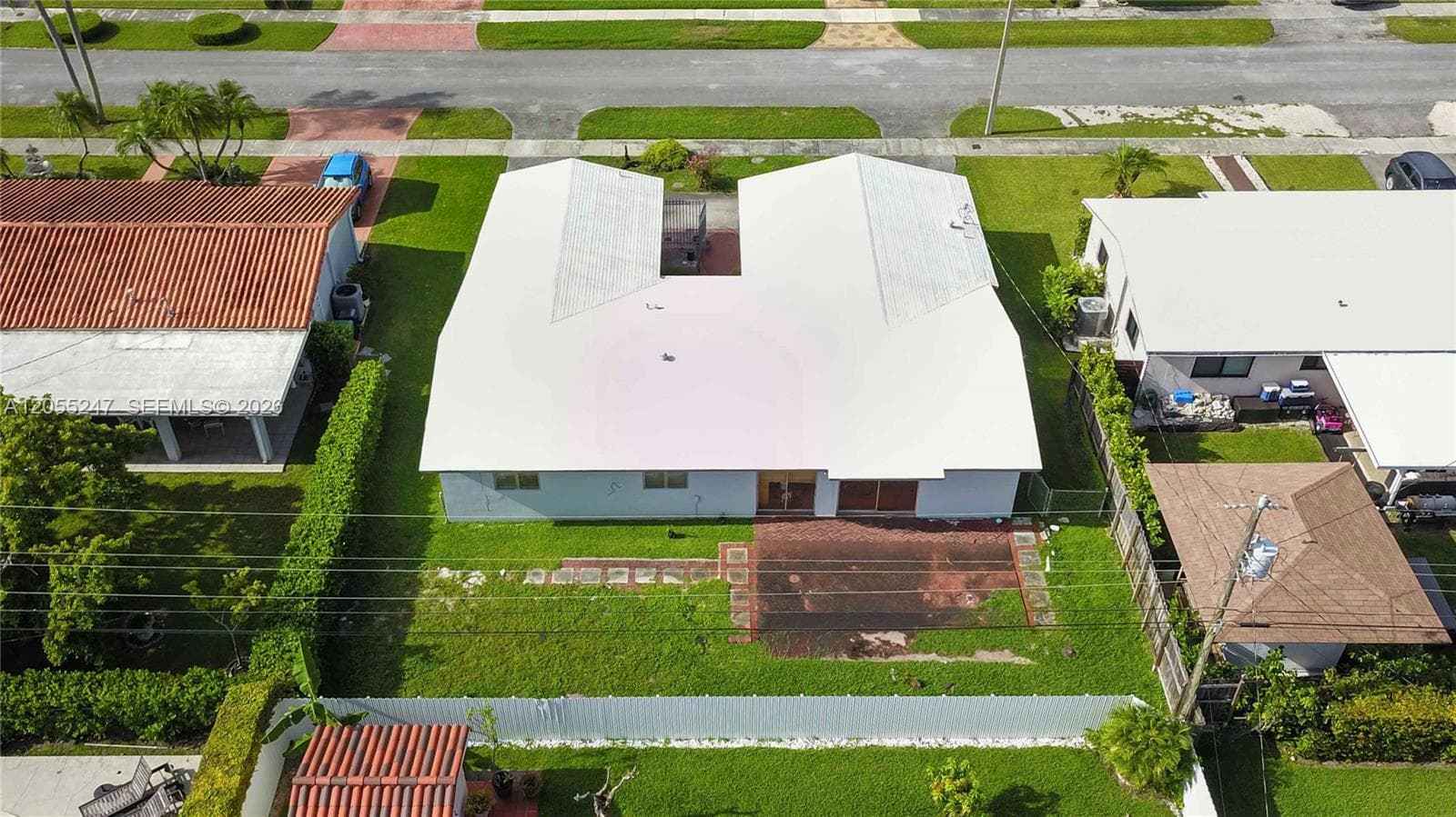 12465 SW 33rd St, Miami, FL 33175 photo 2
