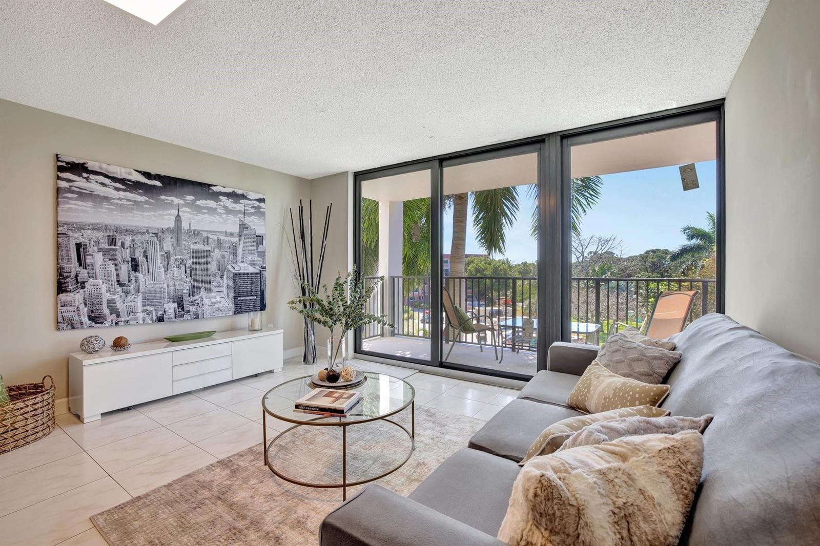1101 RIVER REACH Drive # 415, Fort Lauderdale, FL 33315