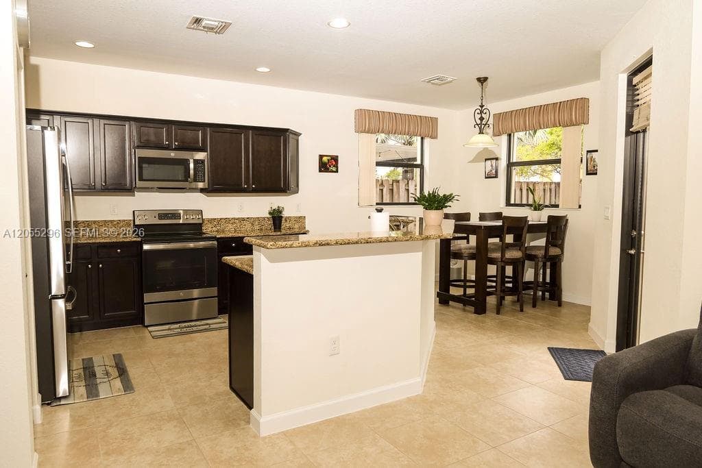 11601 SW 232nd Ln, Homestead, FL 33032 photo 4