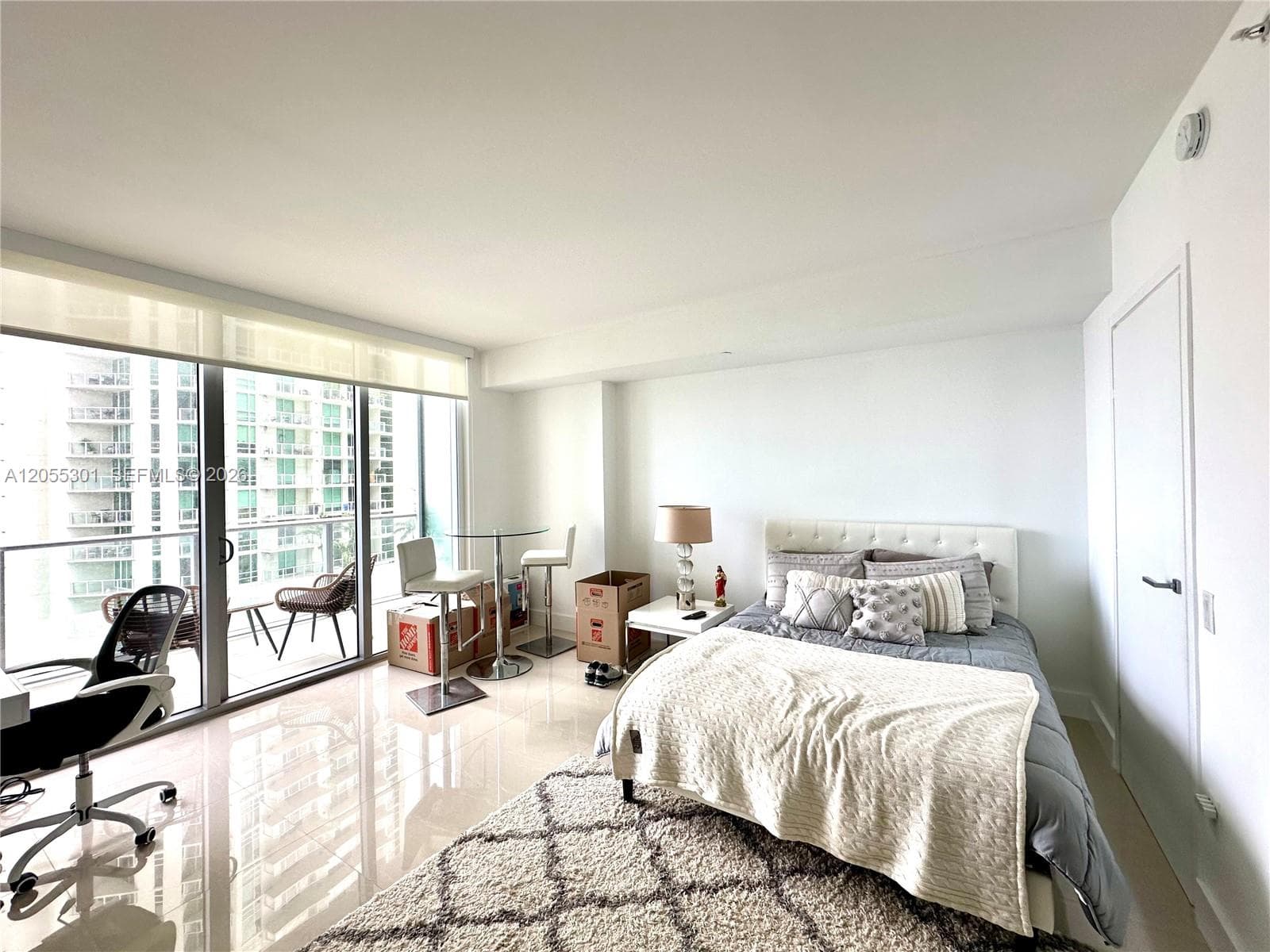 1300 Brickell Bay Dr # 1205, Miami, FL 33131 photo 2