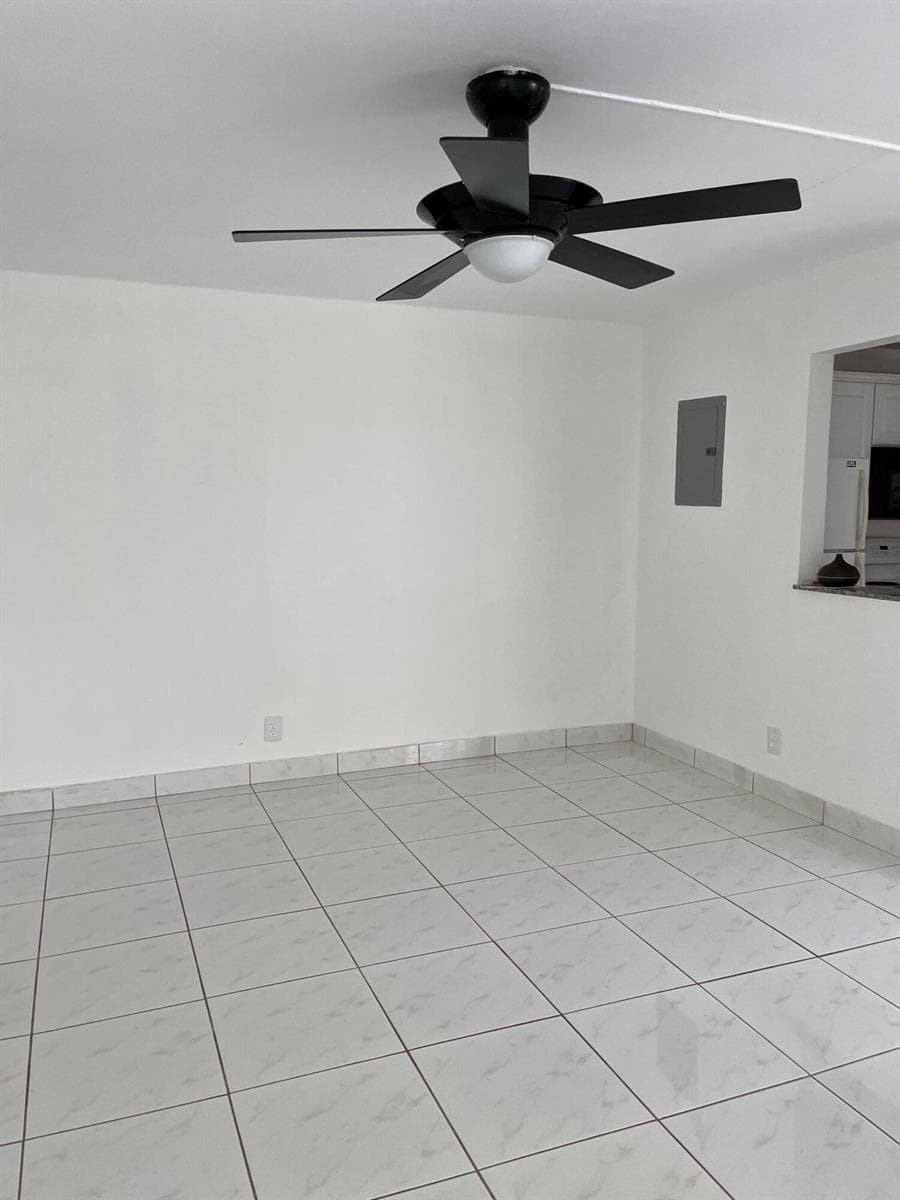 251 F Brittany # F, Delray Beach, FL 33446 photo 4