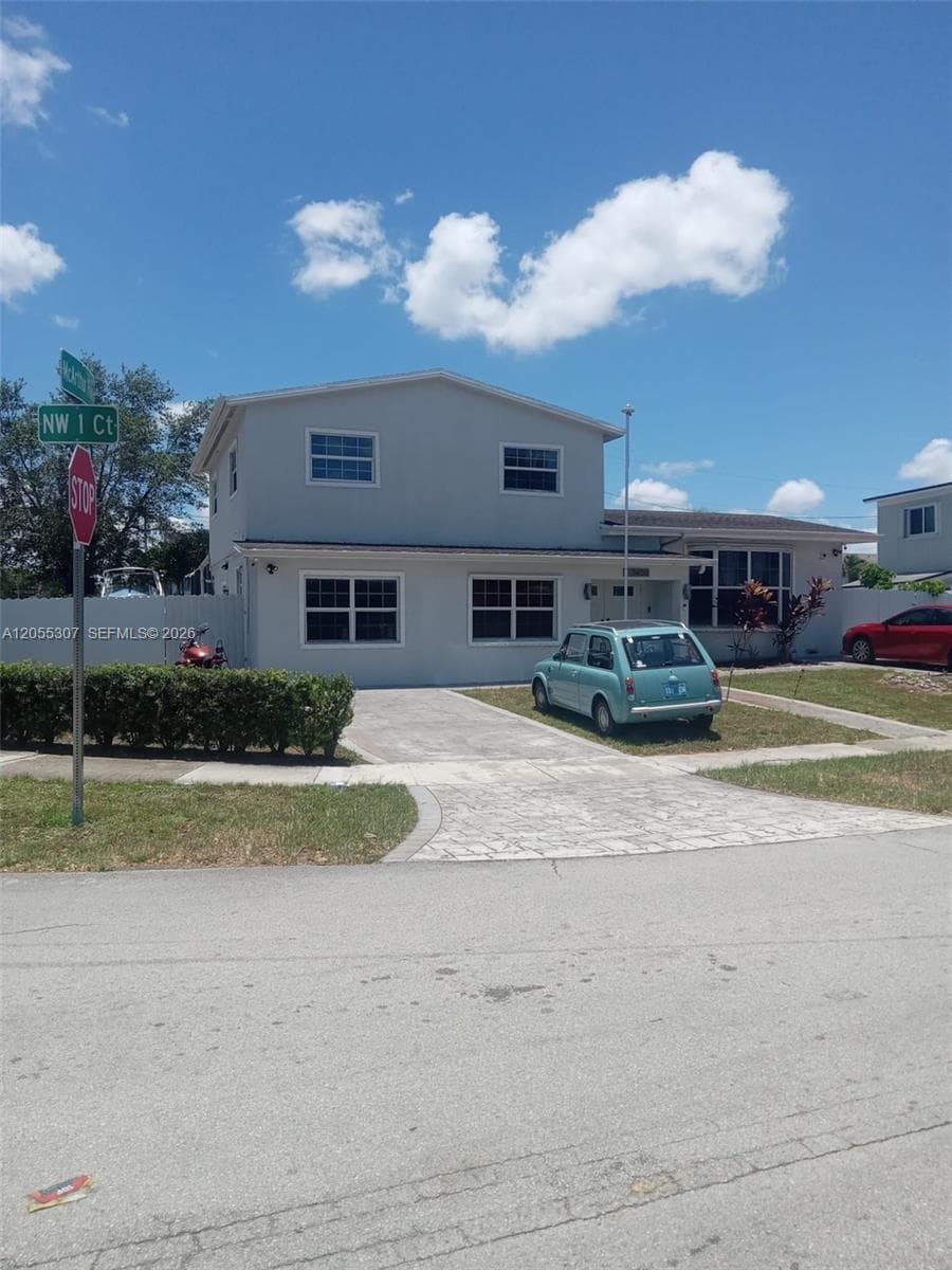 7400 NW 1st Ct, Pembroke Pines, FL 33024 photo 4