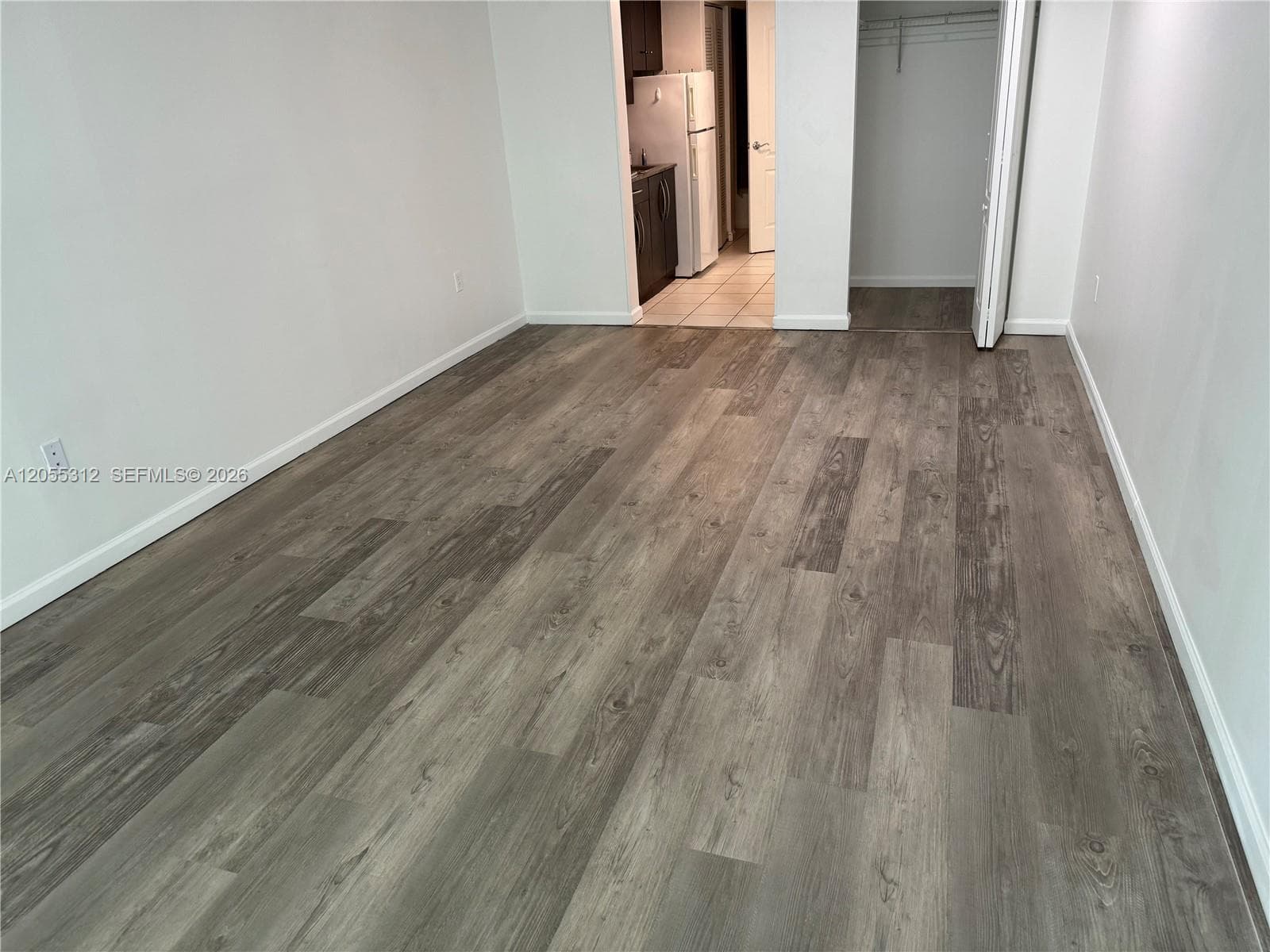 1200 Brickell Bay Dr # 2310, Miami, FL 33131 photo 2