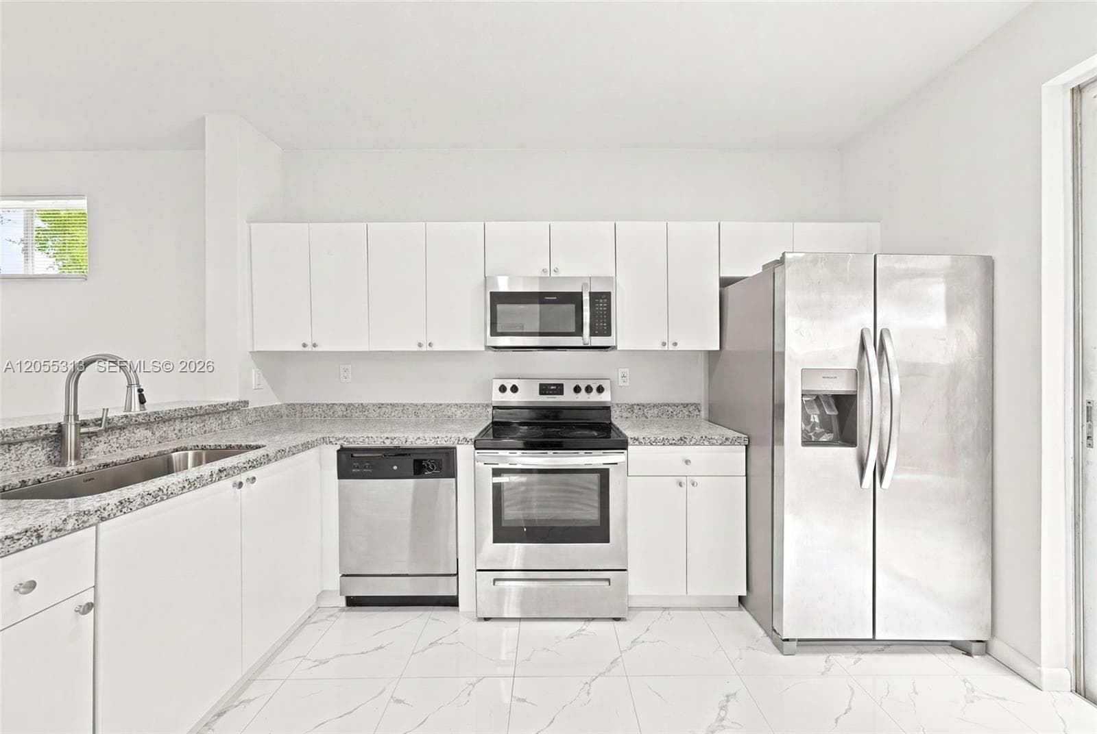 8684 NW 1st St # 0, Miami, FL 33126 photo 2