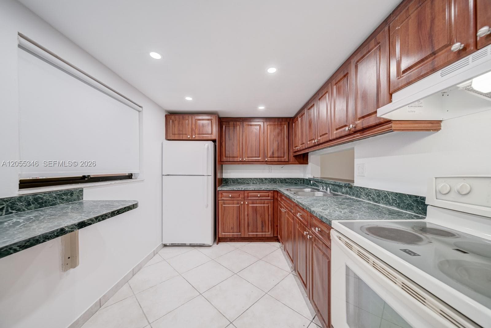 8420 SW 133rd Ave Rd # 224, Miami, FL 33183 photo 3
