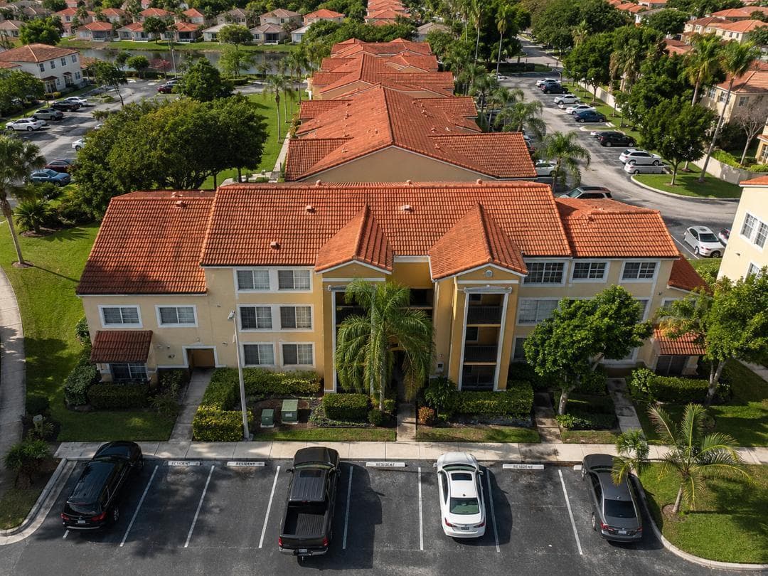 103 Yacht Club Way # 208, Hypoluxo, FL 33462 photo 2
